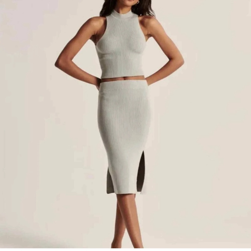 Abercrombie & Fitch Midi Skirt - Size S